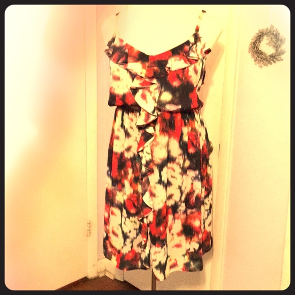 Lane Bryant Dresses & Skirts - Beautiful soft watercolor dress sz 26 close out sale 🎉